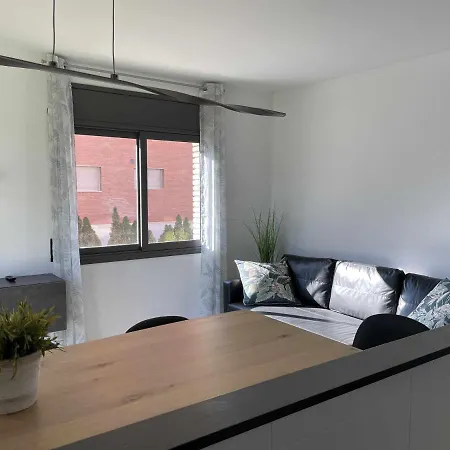 Solarium Con Terraza A 5 Minutos De La Playa ジローナ