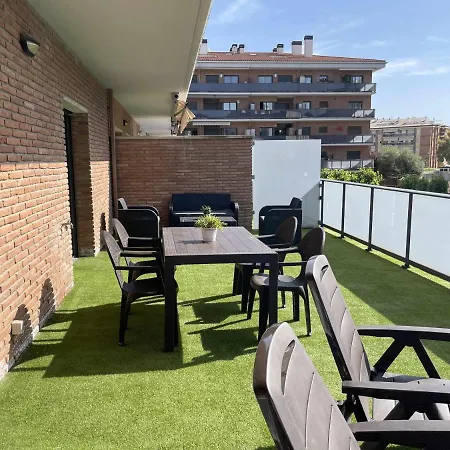 アパート Solarium Con Terraza A 5 Minutos De La Playa ジローナ